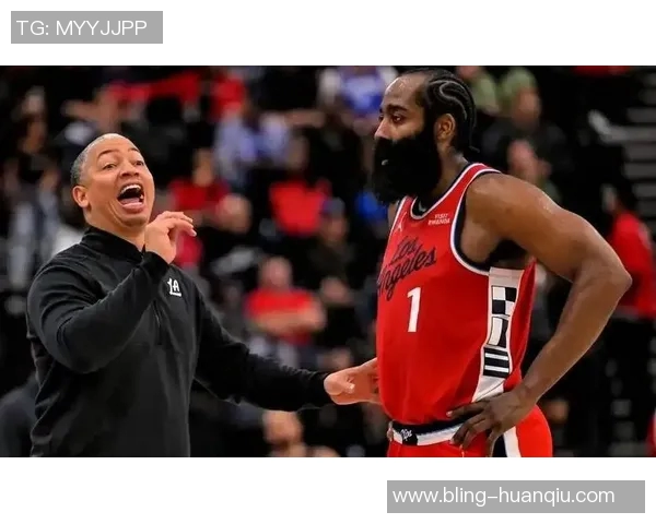 快船状态回暖近11场赢9场距离附加赛区仅差一场奋力追赶