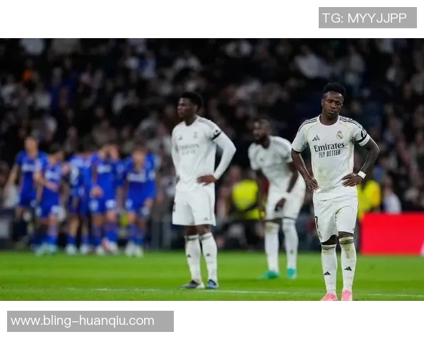 德媒分析皇马巴黎关注帕球员身价上涨助其薪资谈判更具优势